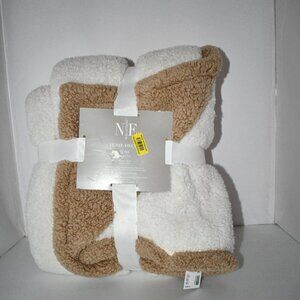 Noble Excellence Sherpa Fleece Throw 50” x 70” in Tofu #N-F1PRO005 NWT